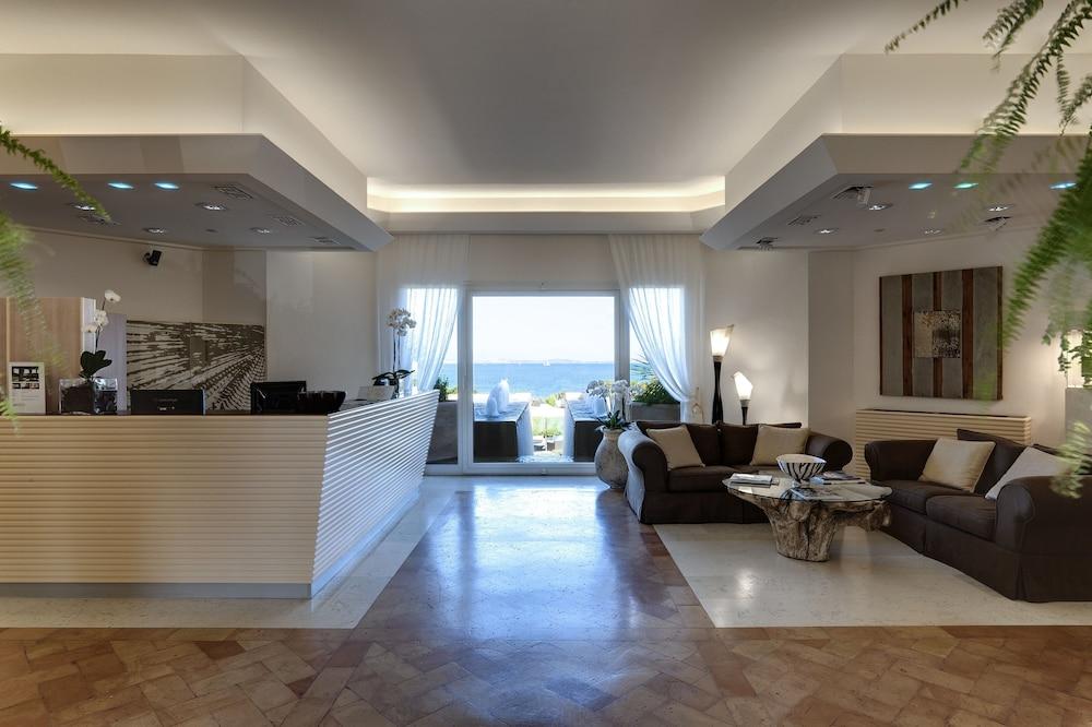 L'Ea Bianca Luxury Resort Baja Sardinia Εξωτερικό φωτογραφία